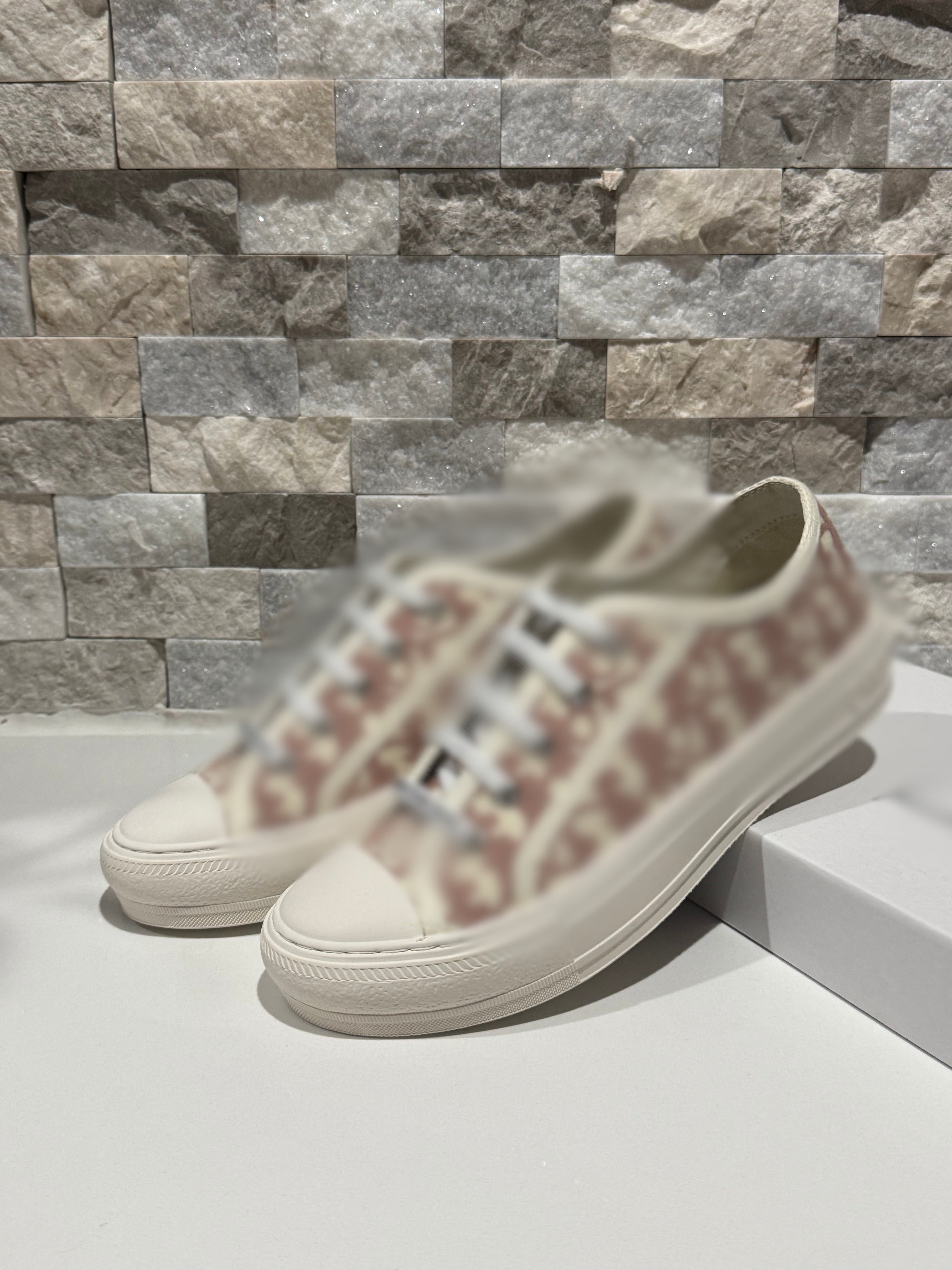 Adore Sneaker